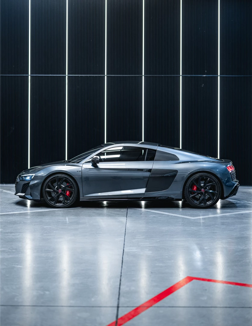 Audi R8 Perfomance - image 2